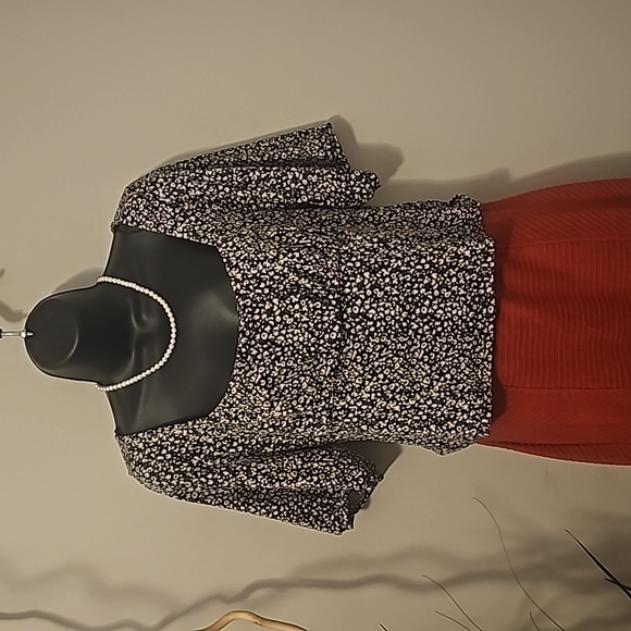 Lush size XL - Picture 1 of 7